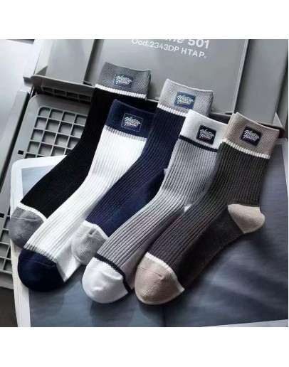 1 pair Men's Mid-Calf Socks, Autumn & Winter, Cotton Moisture-Wicking, Anti-Odor, Thick & Warm, Breathable Athletic Socks